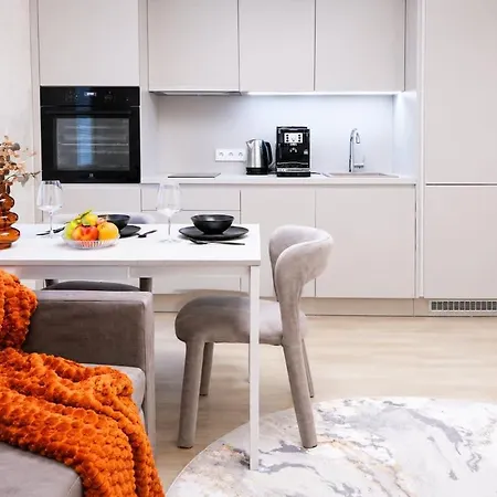 Sheffel Courtyard Residences - Petite Appartement